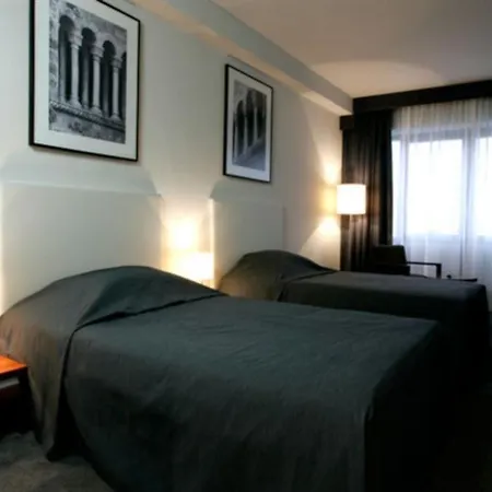 Hotell Atrium 5*