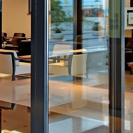 Atrium Hotell
