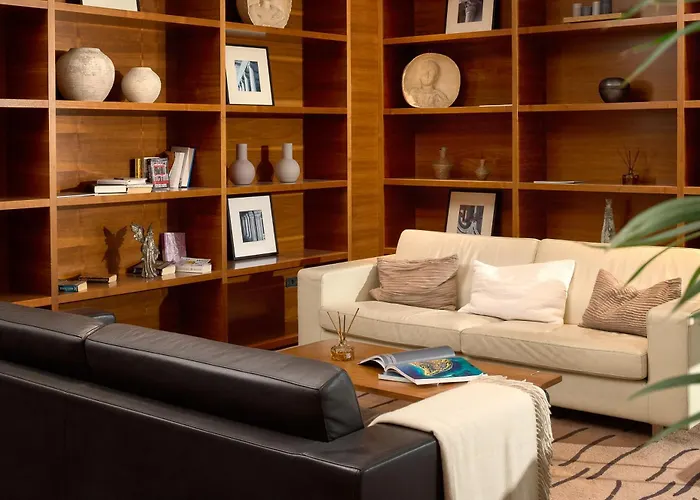 アトリウム スプリト