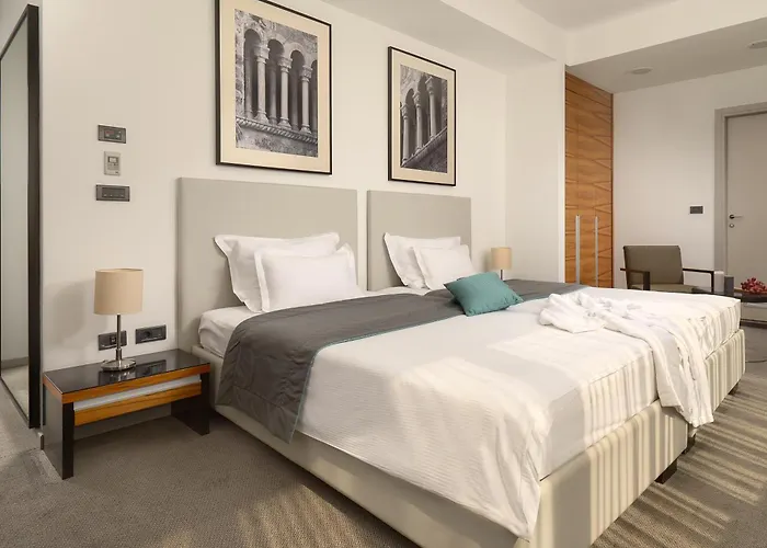 アトリウム スプリト