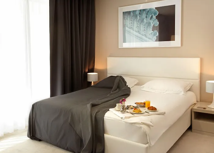 ホテル アトリウム