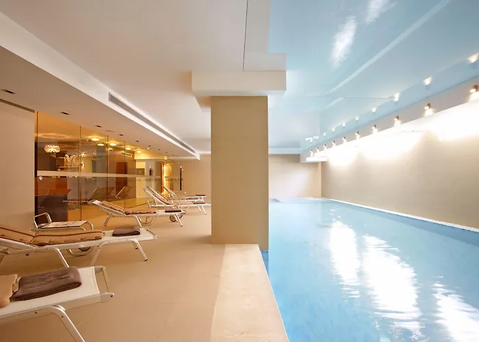 Hotell Atrium 5*