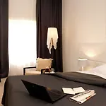 Atrium 5*