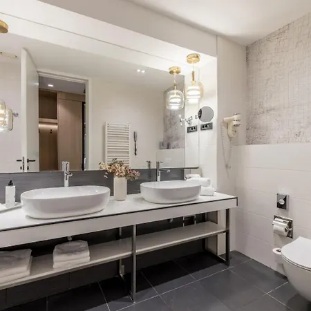 Hotel Atrium 5*