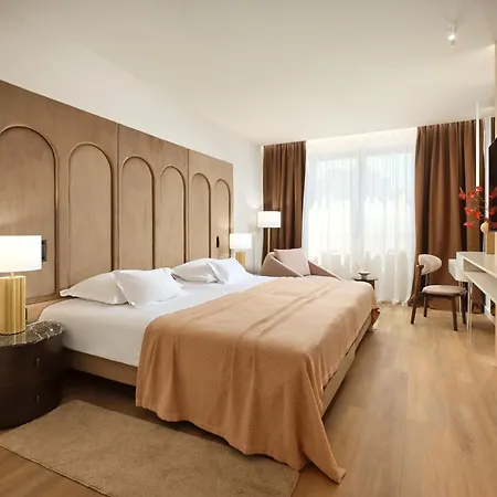 Atrium Otel 5*