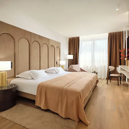 Atrium 5* Split
